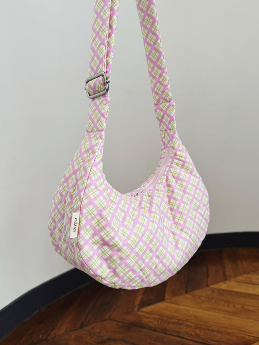 Sac croissant carreaux vert & rose