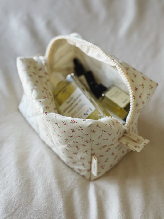 Trousse matelassée - petites fleurs - taille M