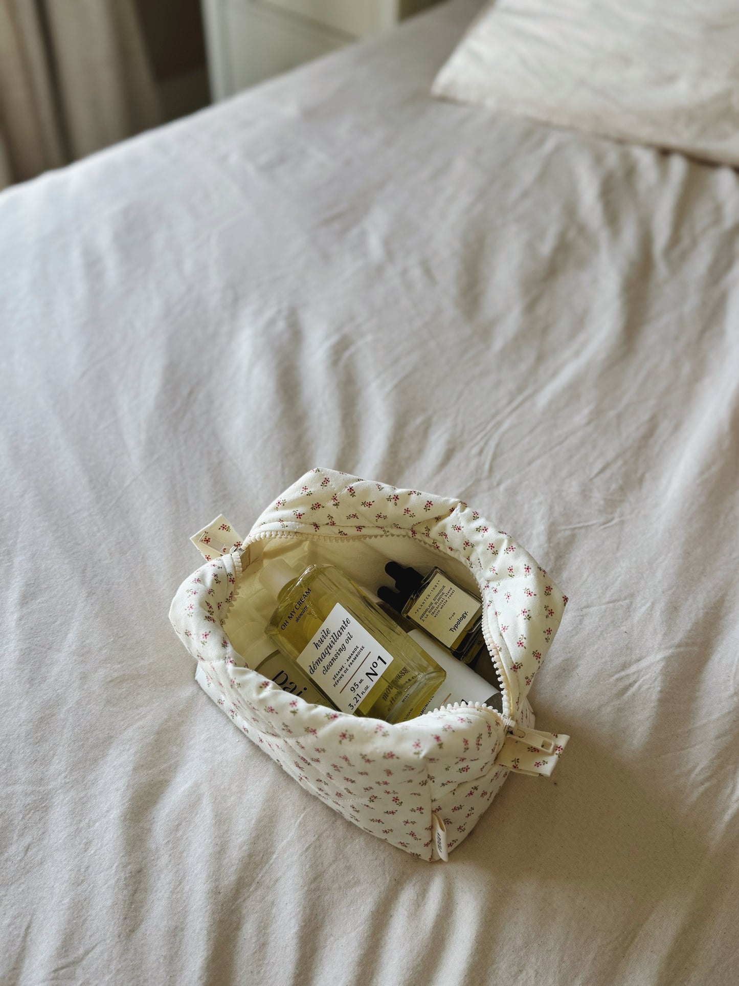 Trousse matelassée - petites fleurs - taille M